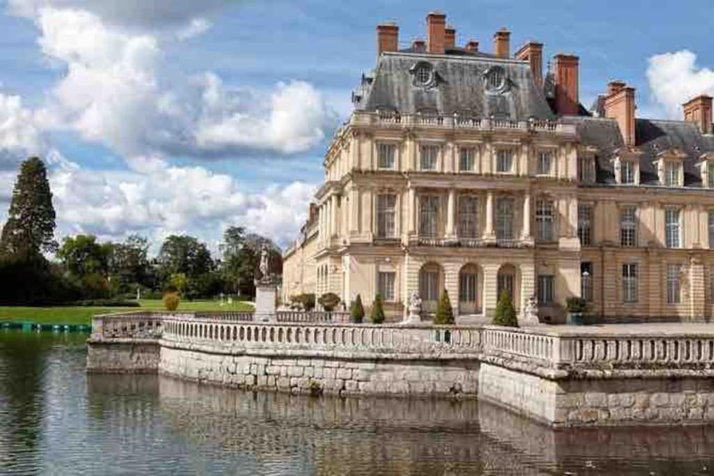 La Pause Allongee - Fontainebleau Hypercentre Екстер'єр фото
